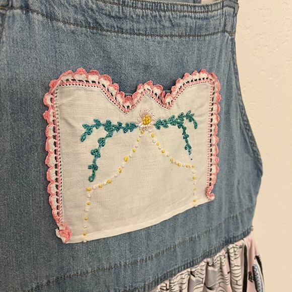 Dragonfly Dreams Women's Denim Jumper Dress L Sleeveless Embroidered Details - Picture 4 of 9